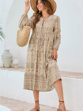 Long Sleeve Boho Midi Dress in Beige and Sage